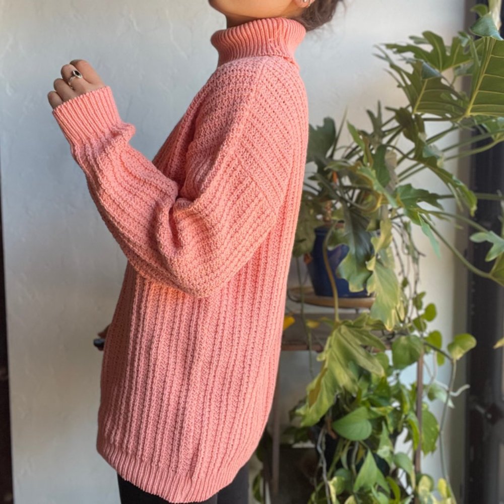 Vintage | Cherokee Pink Turtleneck Sweater - Picture 6 of 7